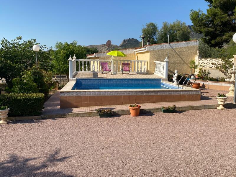 5 bedroom Villa for sale