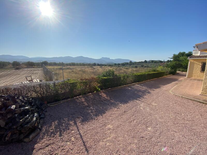 5 bedroom Villa for sale