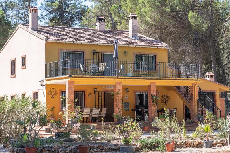 11 bedroom Country House for sale
