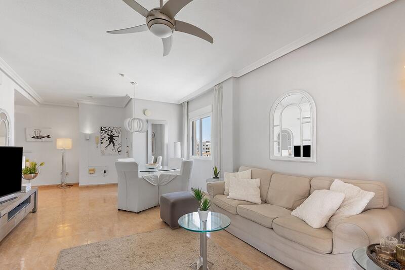 2 bedroom Apartment for sale