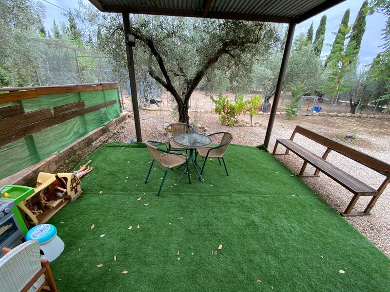8 bedroom Villa for sale