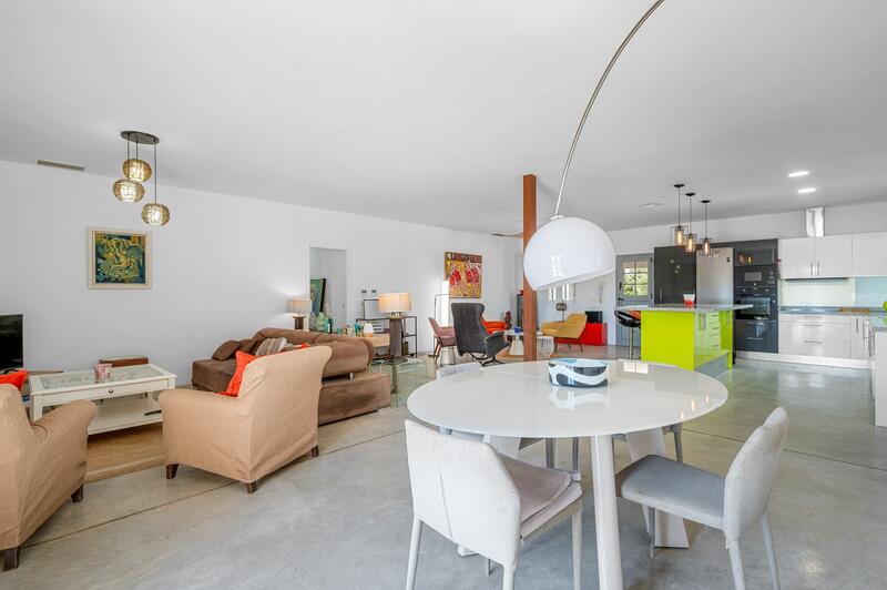 5 Cuarto Casa de Campo en venta