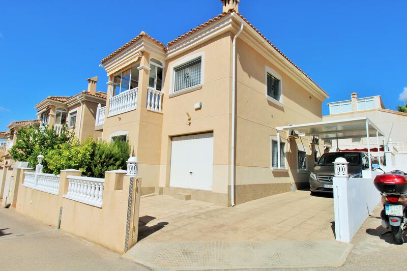4 bedroom Villa for sale