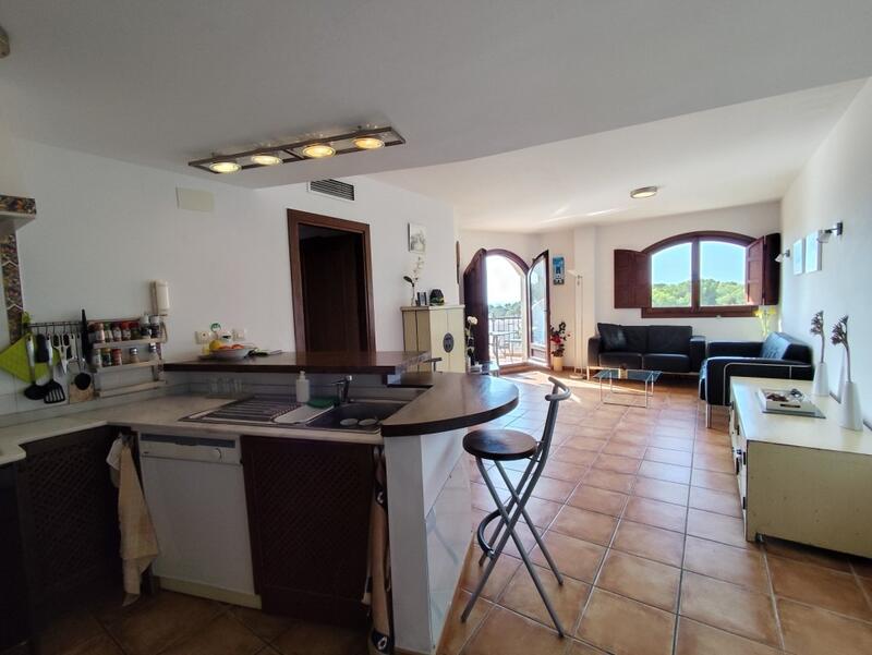 2 bedroom Apartment for sale