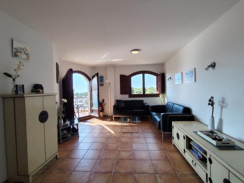 2 bedroom Apartment for sale