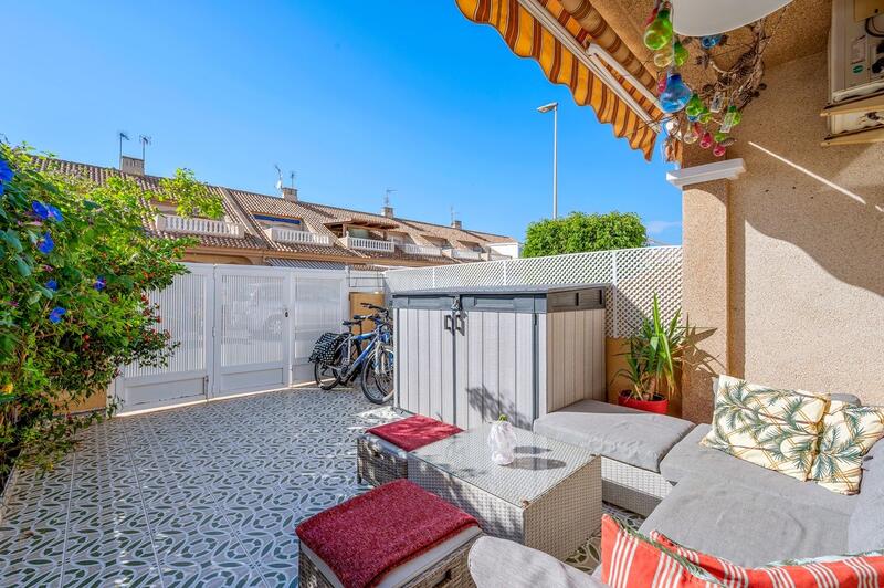 3 bedroom Townhouse for sale