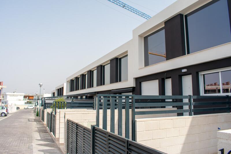 Byhus til salg i Gran Alacant, Alicante
