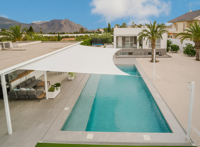 4 bedroom Villa for sale