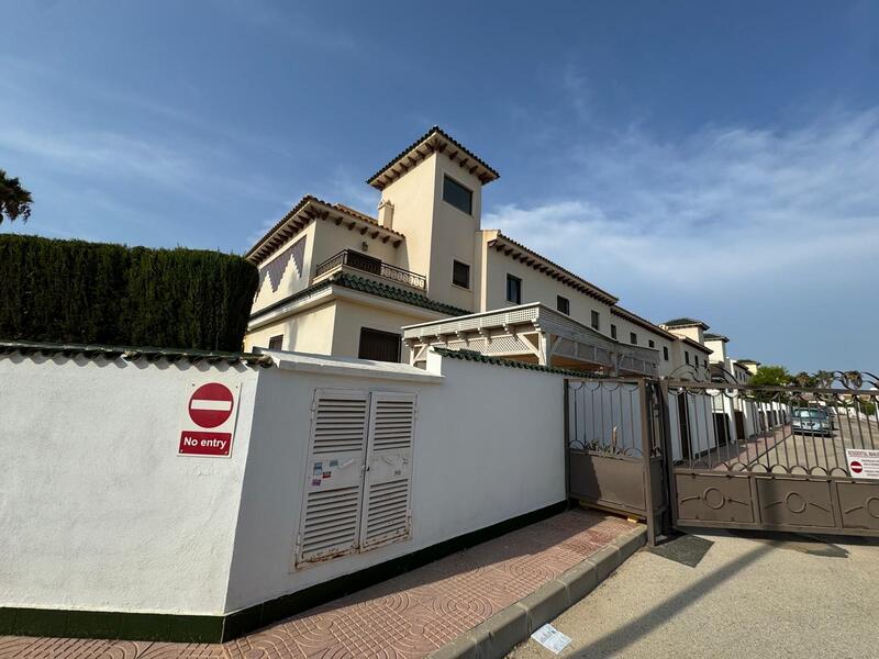 Villa til salgs i Ciudad Quesada, Alicante