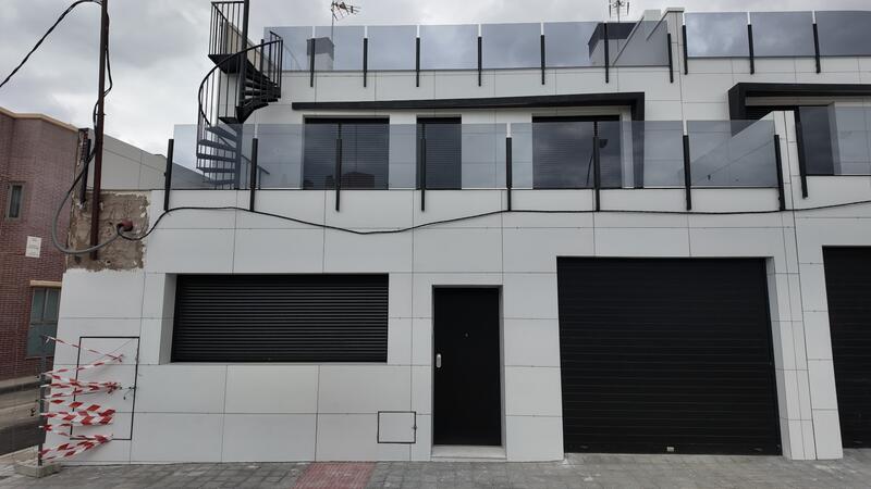 3 спальная комната вилла продается 3 спальная комната вилла продается