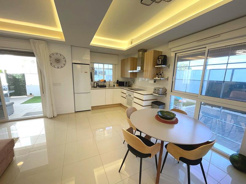 2 bedroom Apartment for sale 2 bedroom Apartment for sale