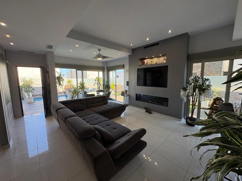 4 Cuarto Villa en venta 4 Cuarto Villa en venta