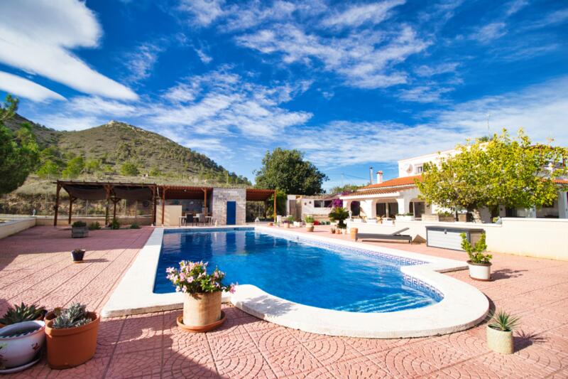 4 sovrum Lantställe till salu 4 sovrum Lantställe till salu