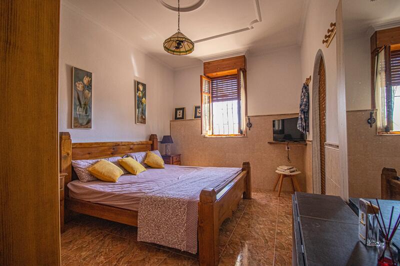 6 bedroom Country House for sale 6 bedroom Country House for sale