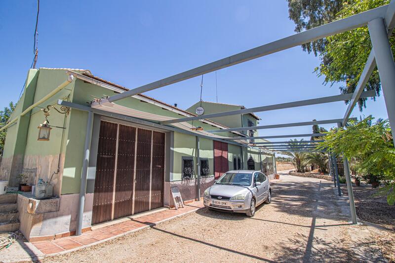 6 bedroom Country House for sale 6 bedroom Country House for sale