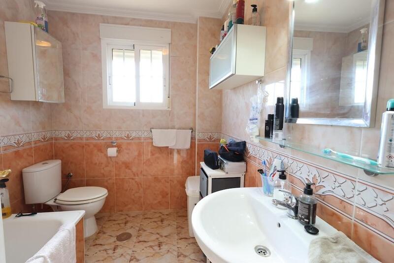 2 bedroom Commercial Property for sale