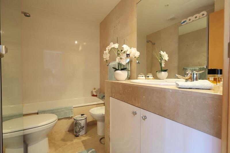 2 bedroom Commercial Property for sale 2 bedroom Commercial Property for sale