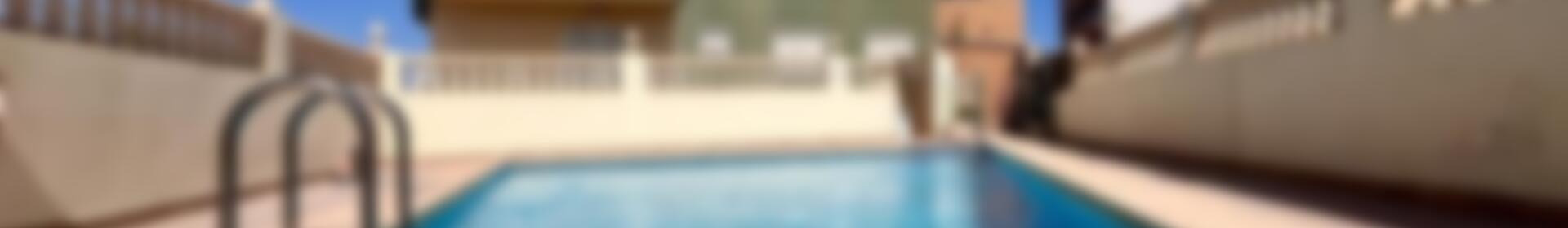 2 chambre Local Commercial à vendre