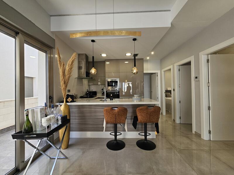 3 soverom Grottehuset til salgs