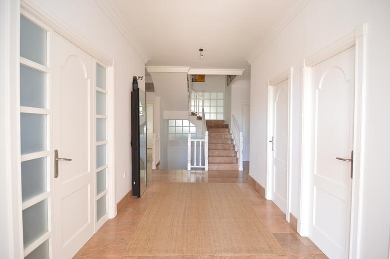 4 bedroom Cave House for sale