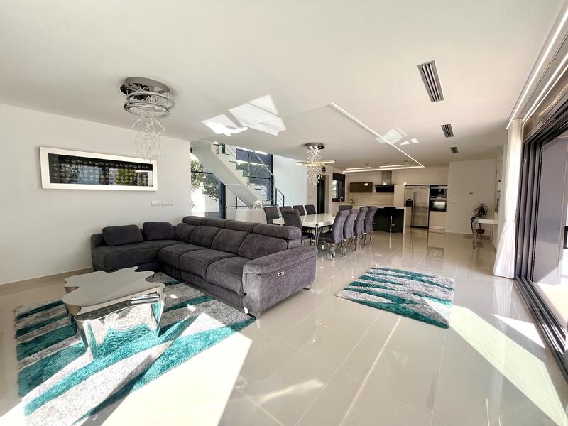 5 sovrum Grottahus till salu