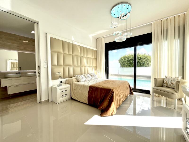 5 sovrum Grottahus till salu