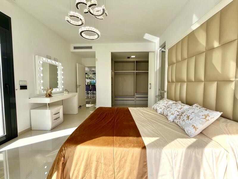 5 sovrum Grottahus till salu