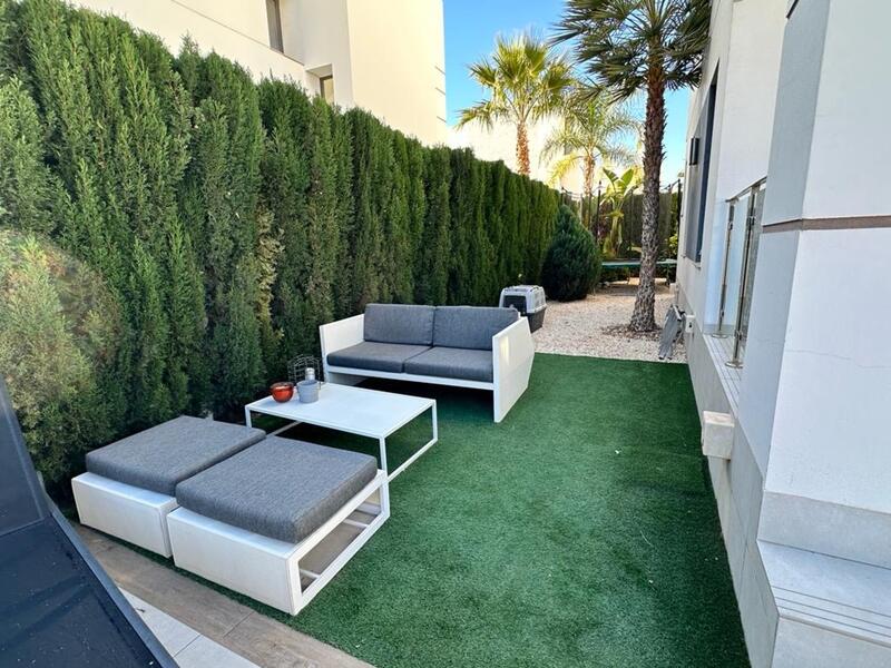 3 soverom Grottehuset til salgs