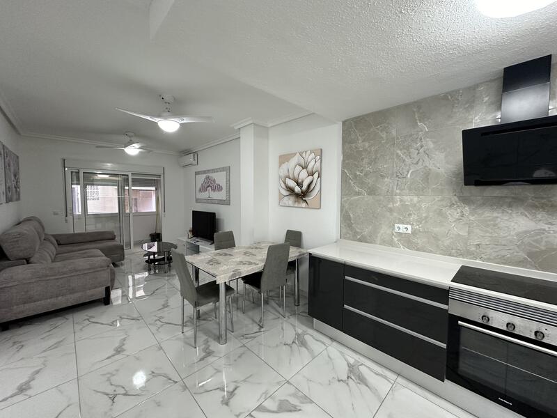 2 sovrum Kommersiella fastigheter till salu