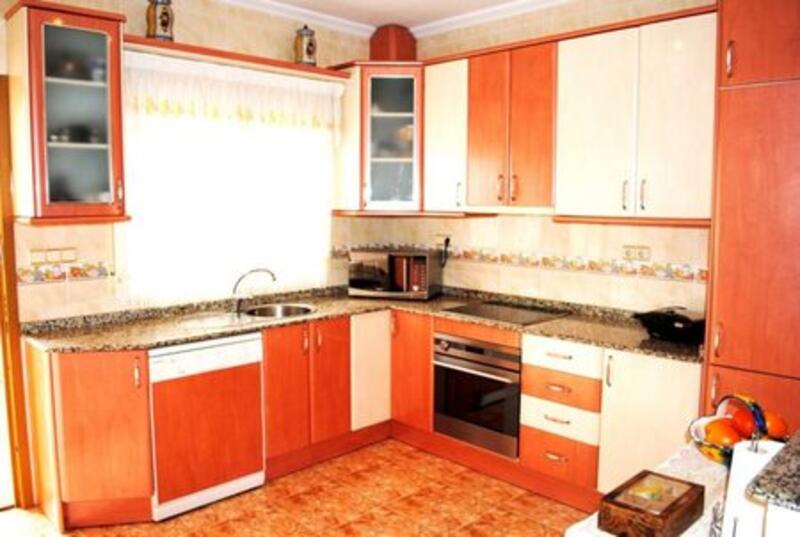 3 soverom Grottehuset til salgs