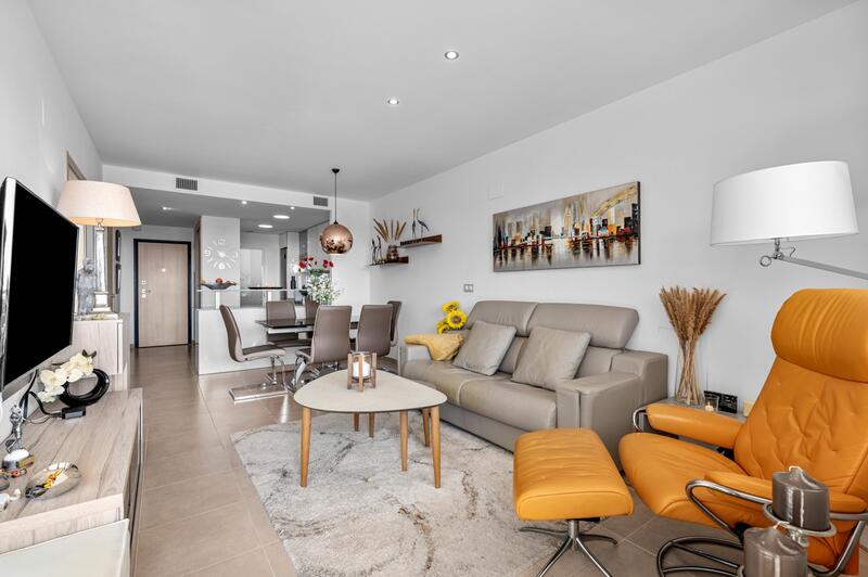 2 спальная комната квартира продается