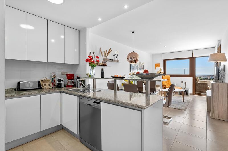 2 спальная комната квартира продается