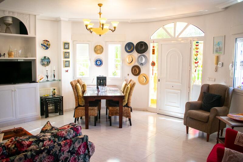 4 Cuarto Villa en venta