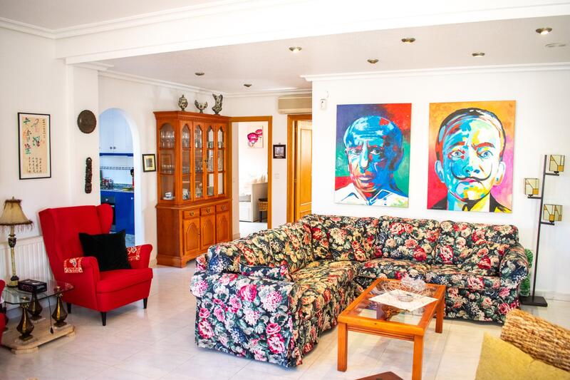 4 Cuarto Villa en venta