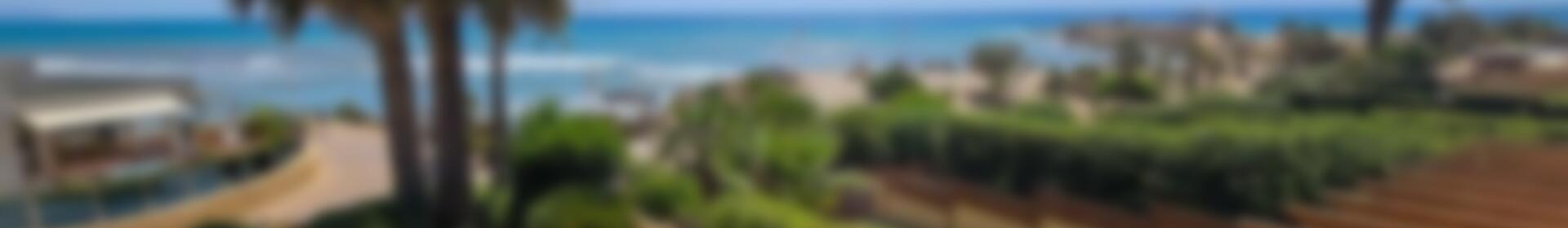 5 bedroom Townhouse for sale