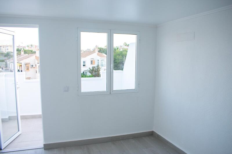 3 bedroom Townhouse for sale