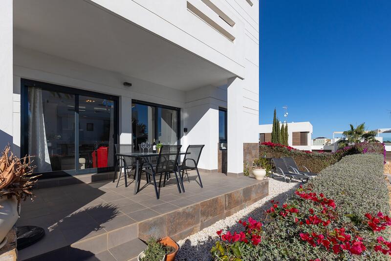 2 спальная комната квартира продается