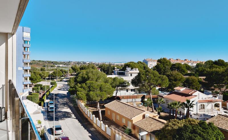 3 спальная комната квартира продается