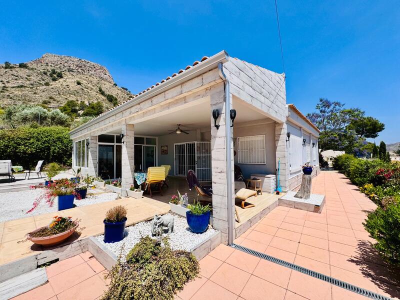 4 bedroom Villa for sale