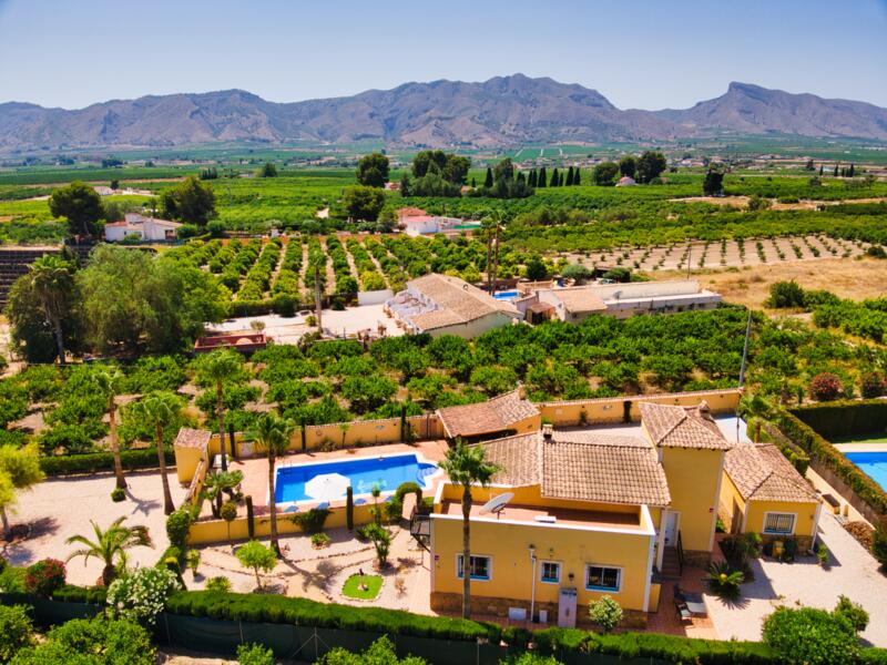 4 soveværelse Landsted til salg 4 soveværelse Landsted til salg