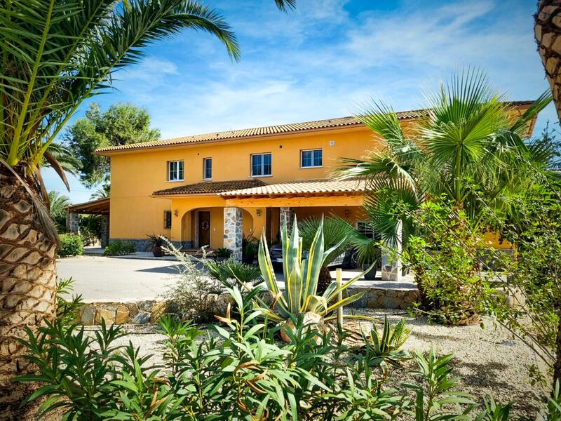 6 soveværelse Villa til salg