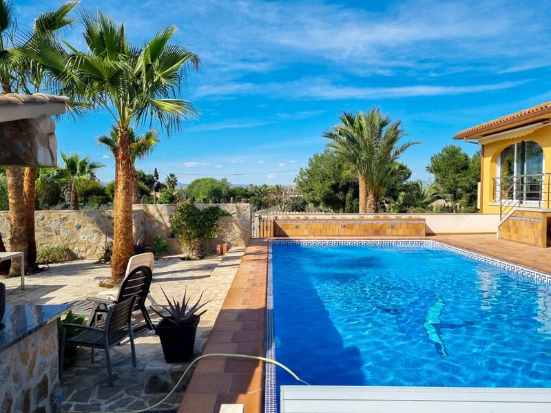 6 soveværelse Villa til salg