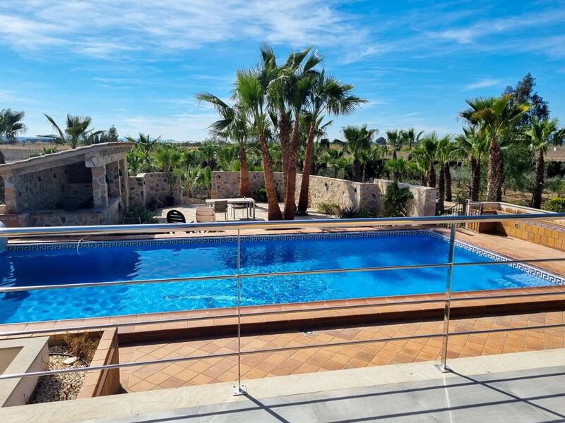 6 soveværelse Villa til salg