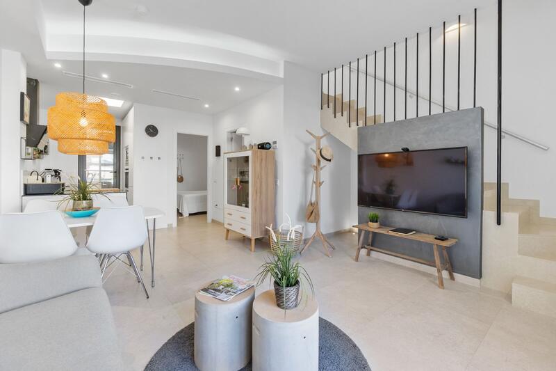 3 slaapkamer Gezinswoning Te koop