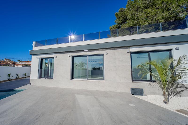 4 chambre Villa à vendre