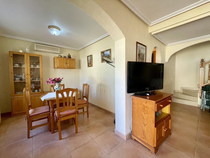 2 Schlafzimmer Stadthaus zu verkaufen