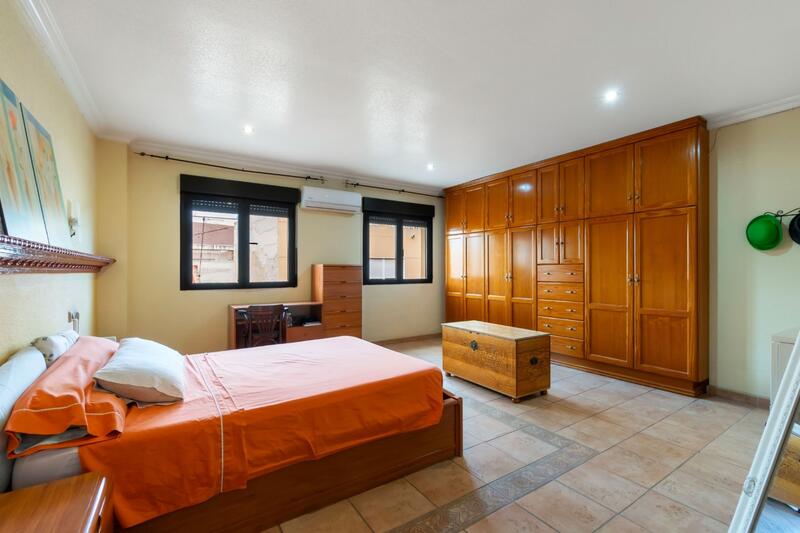 3 Schlafzimmer Stadthaus zu verkaufen 3 Schlafzimmer Stadthaus zu verkaufen