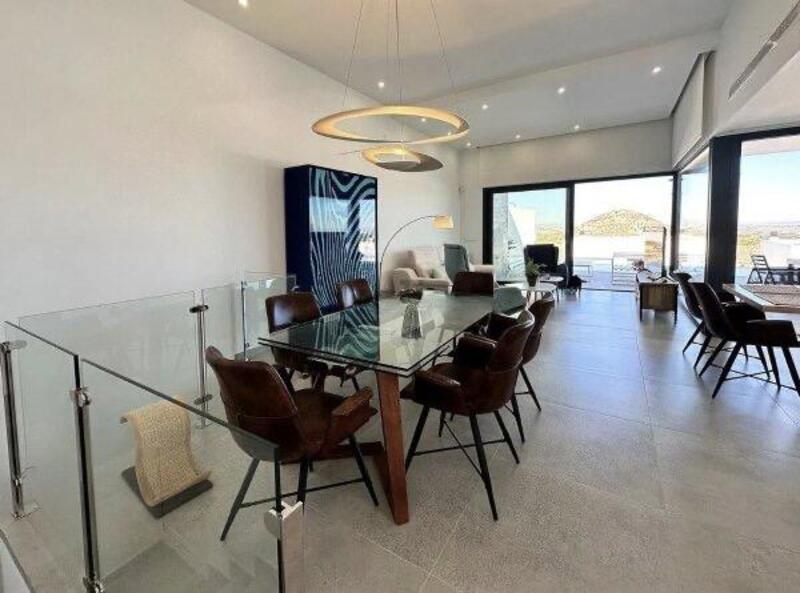 3 Schlafzimmer Villa zu verkaufen 3 Schlafzimmer Villa zu verkaufen