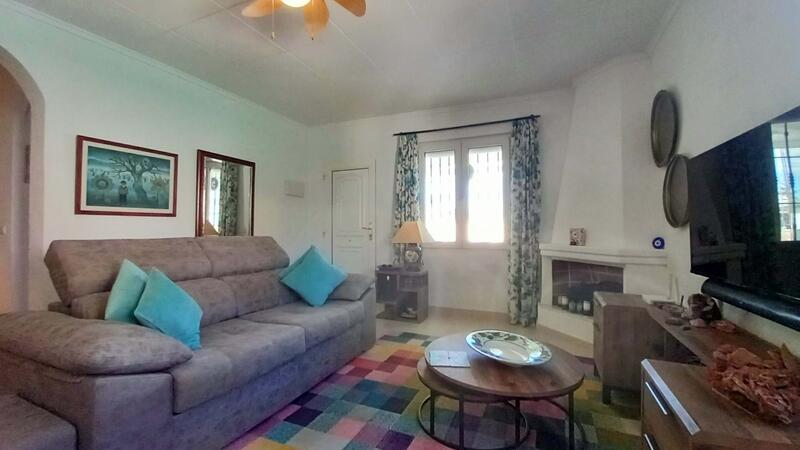 3 спальная комната вилла продается