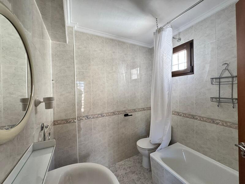 5 bedroom Townhouse for sale 5 bedroom Townhouse for sale